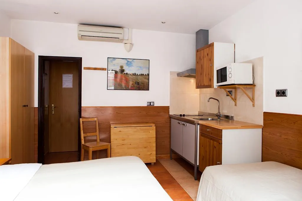 Estudios Pelayo Guest House Barselona İspanya